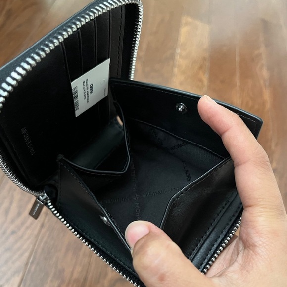 MICHAEL KORS Cooper Logo Zip-Around Wallet - Picture 5 of 6